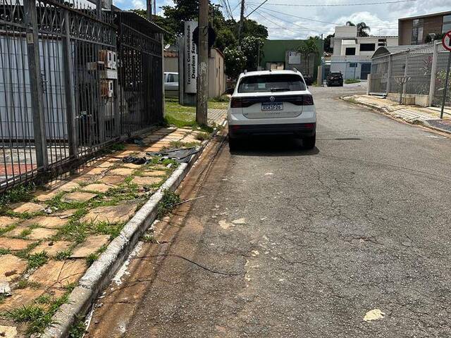 #75 - Casa para Venda em Goiânia - GO - 2