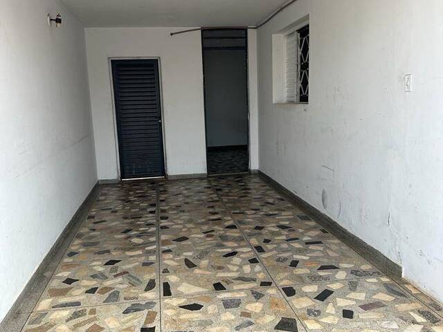 Casa para Venda em Goiânia - 5