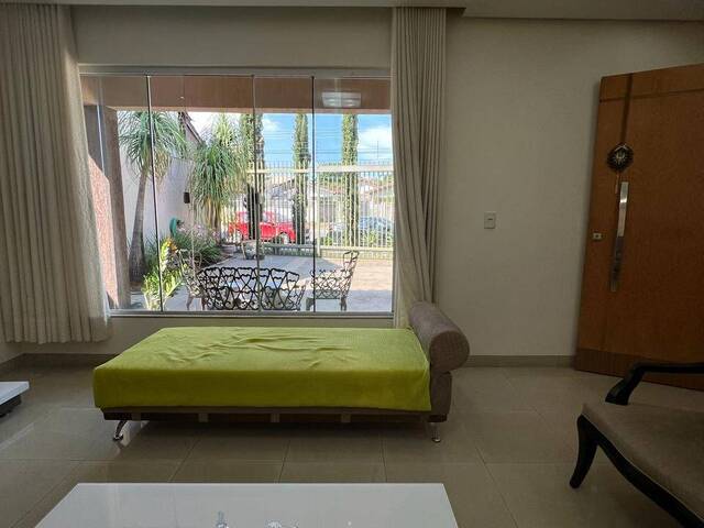 Casa para Venda em Goiânia - 4