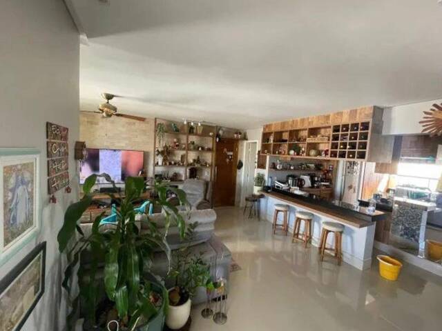 #209 - Apartamento para Venda em Goiânia - GO - 3