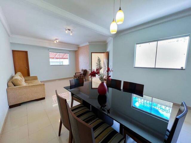 Casa para Venda em Goiânia - 5