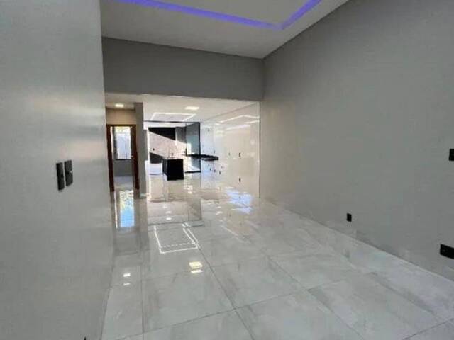 Casa para Venda em Goiânia - 5