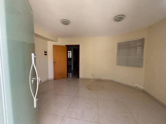 #372 - Sobrado para Venda em Goiânia - GO - 3