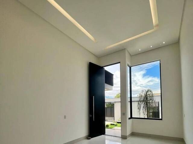 Casa para Venda em Goiânia - 5