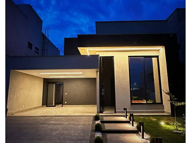 #560 - Casa para Venda em Aparecida de Goiânia - GO - 2