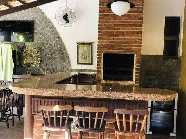 Sobrado para Venda em Goiânia - 4